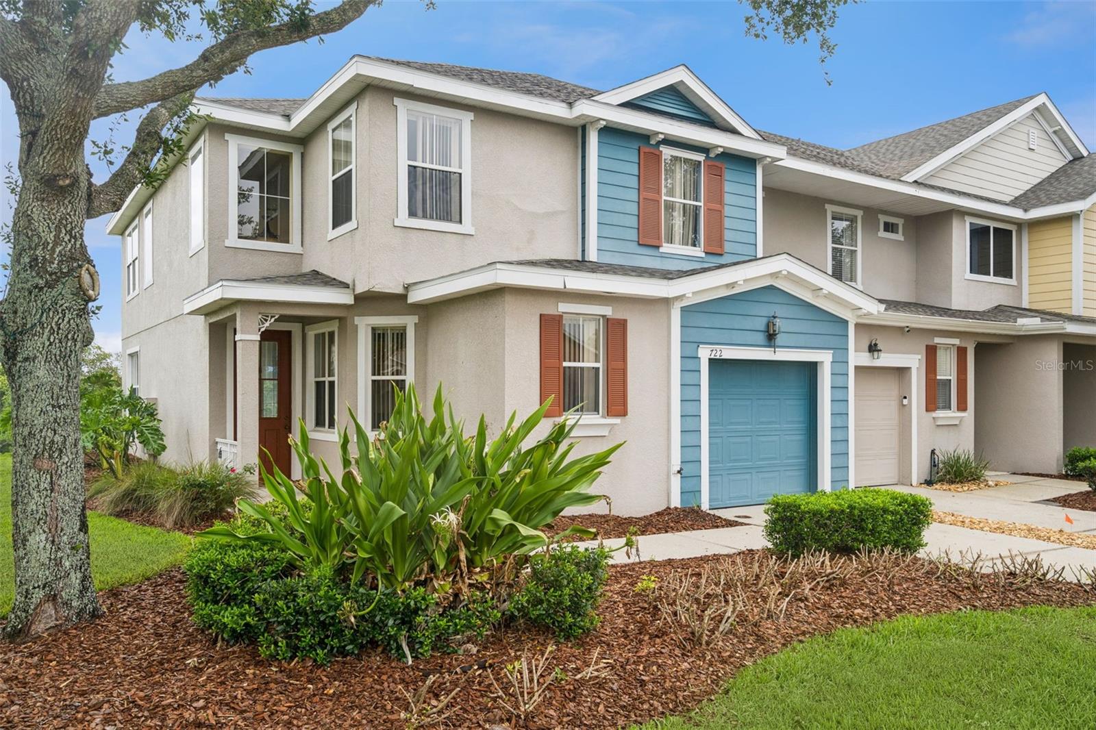 722 Chacall Loop, FL