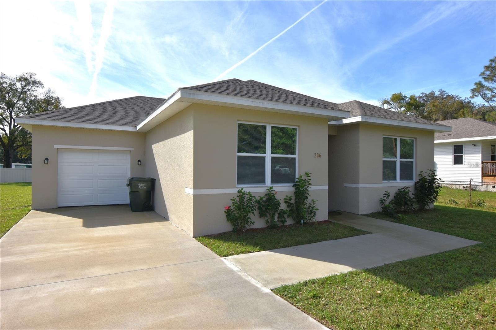 206 Crescent Drive, FL