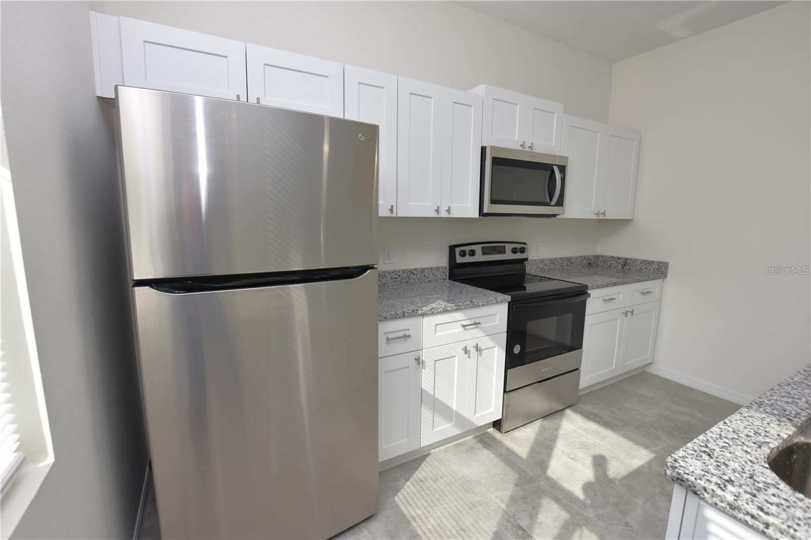 206 Crescent Drive, FL