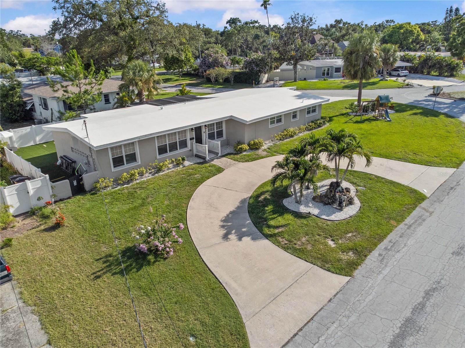 327 Sunny Lane, FL