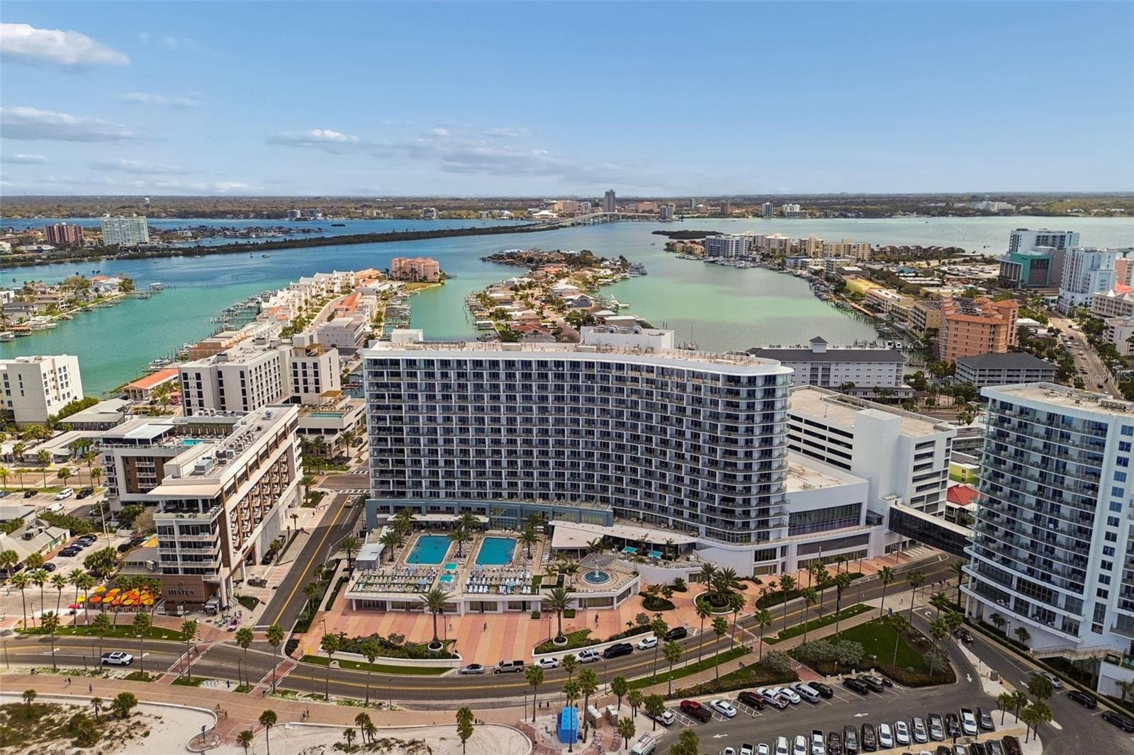 400 Coronado Dr, FL