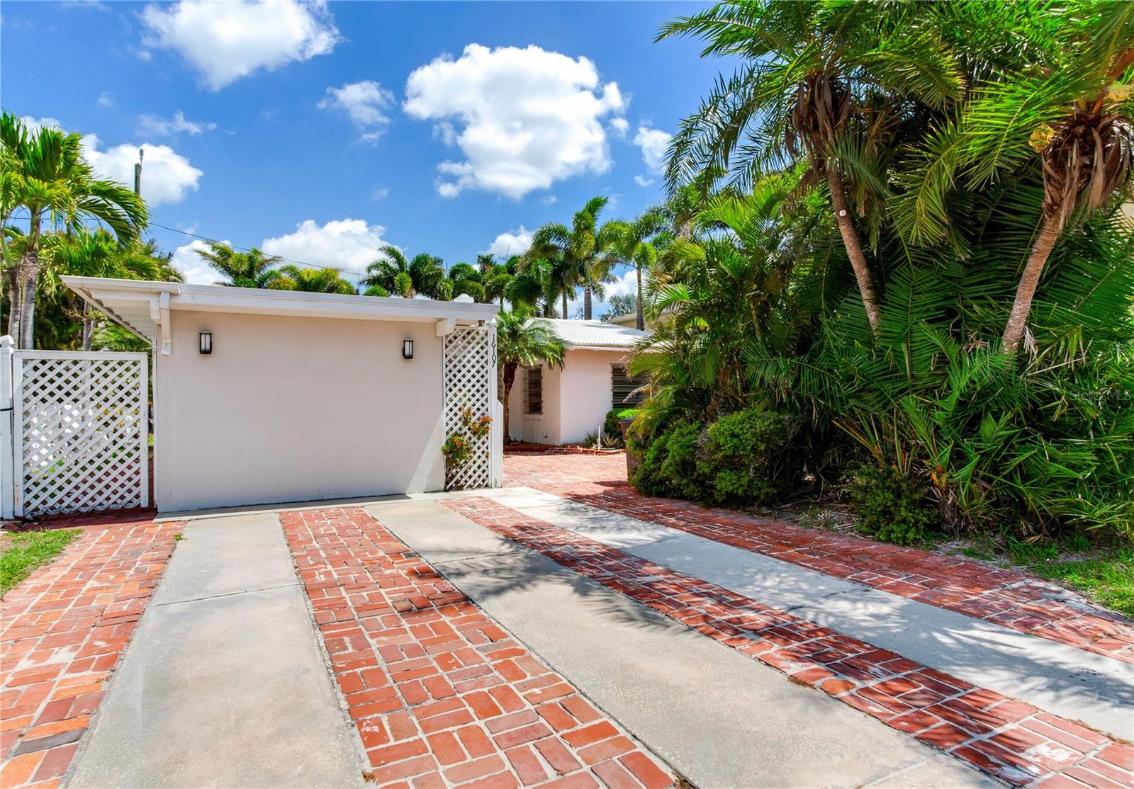 16107 Gulf Blvd, FL