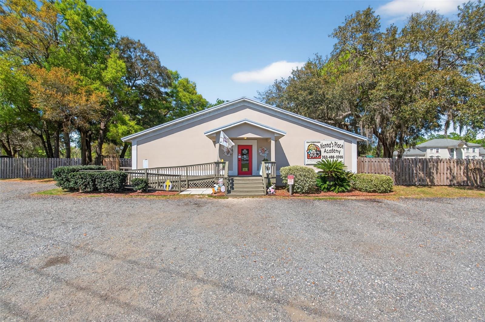 951 Hathaway Avenue, FL