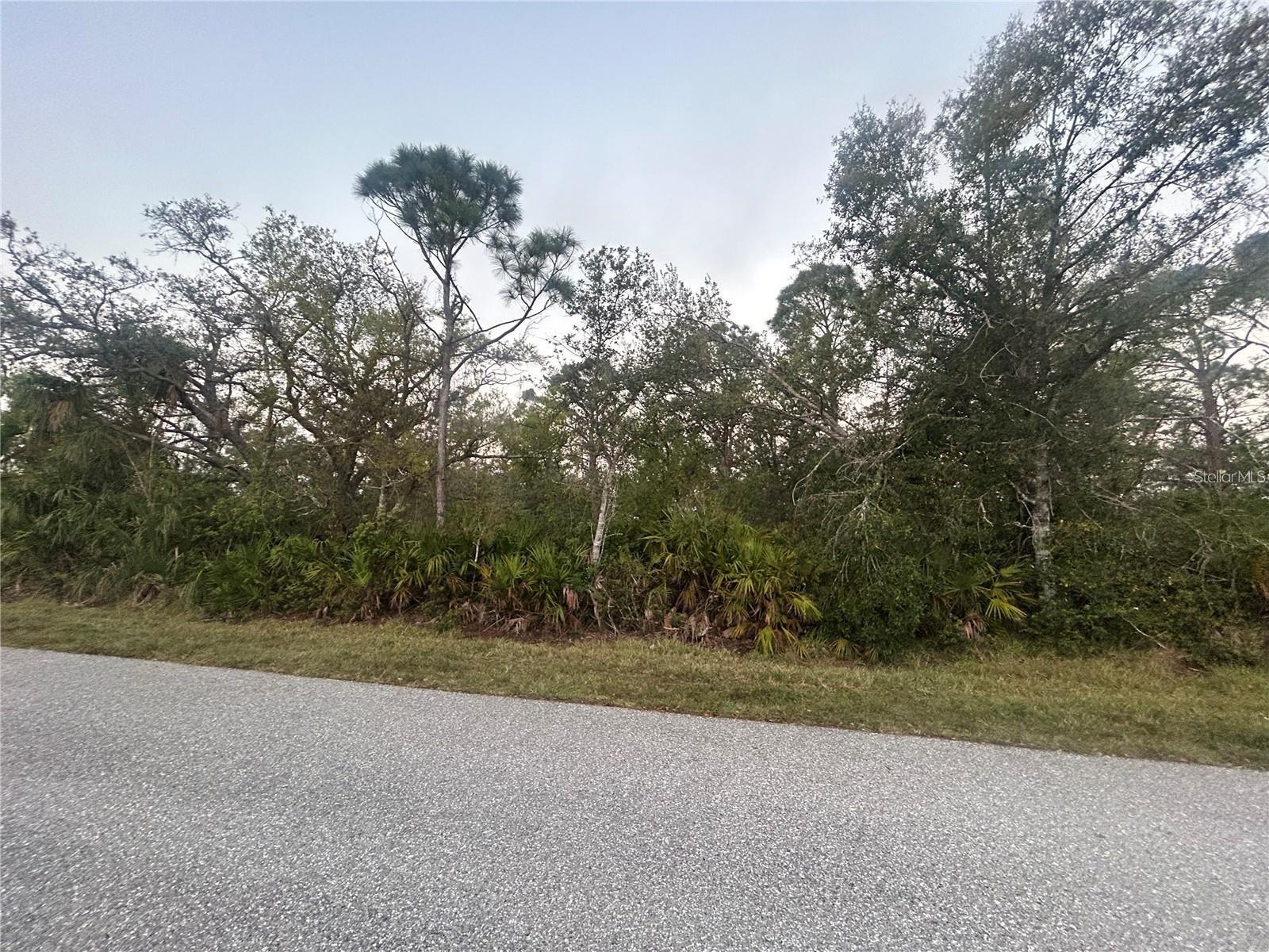 6261/6269 Blackberry St, FL