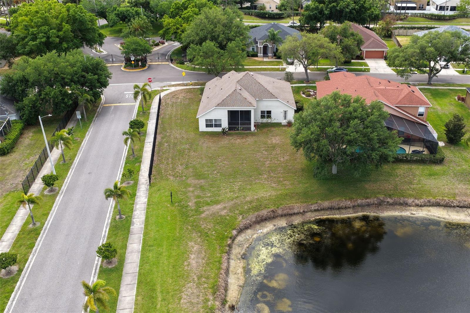 9103 Pinebreeze Drive, FL