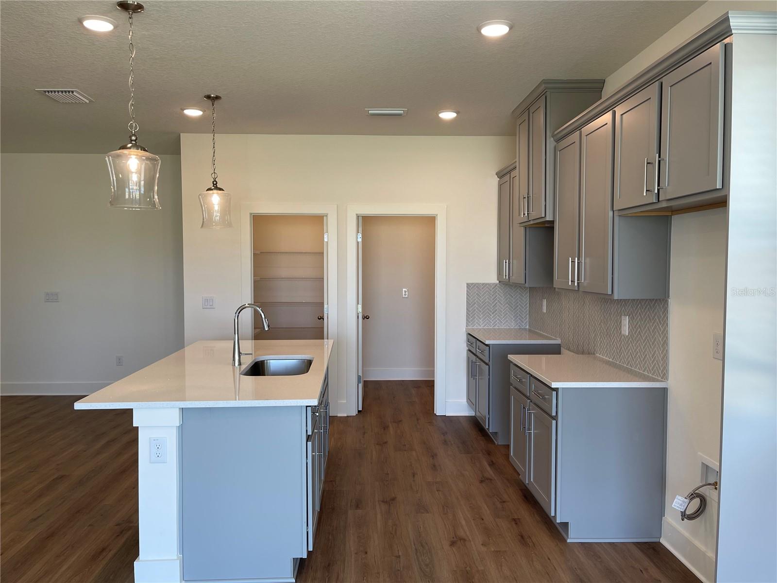 3809 Daybreak Run Loop, FL