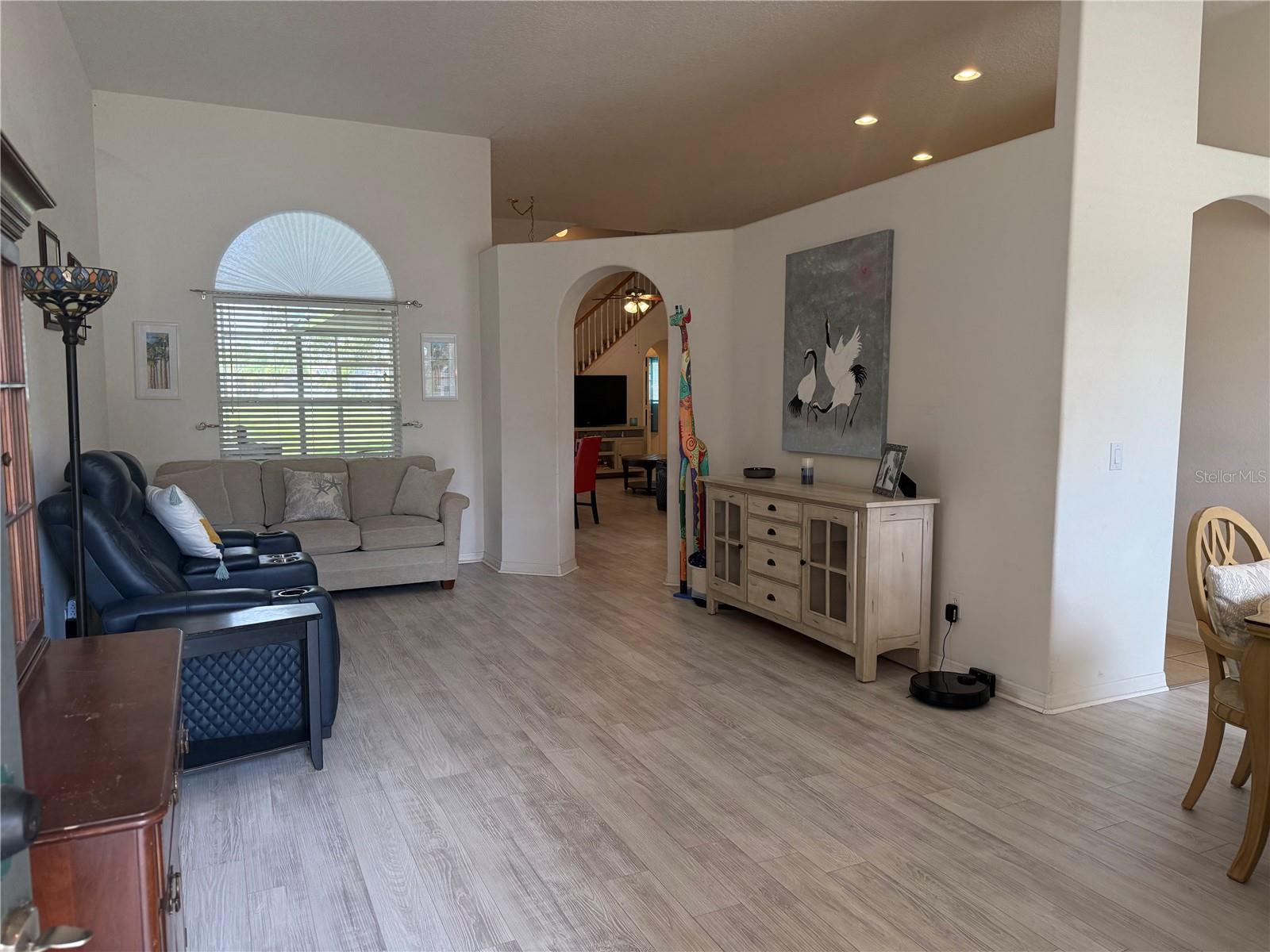 1043 Chamberlin Trail, FL