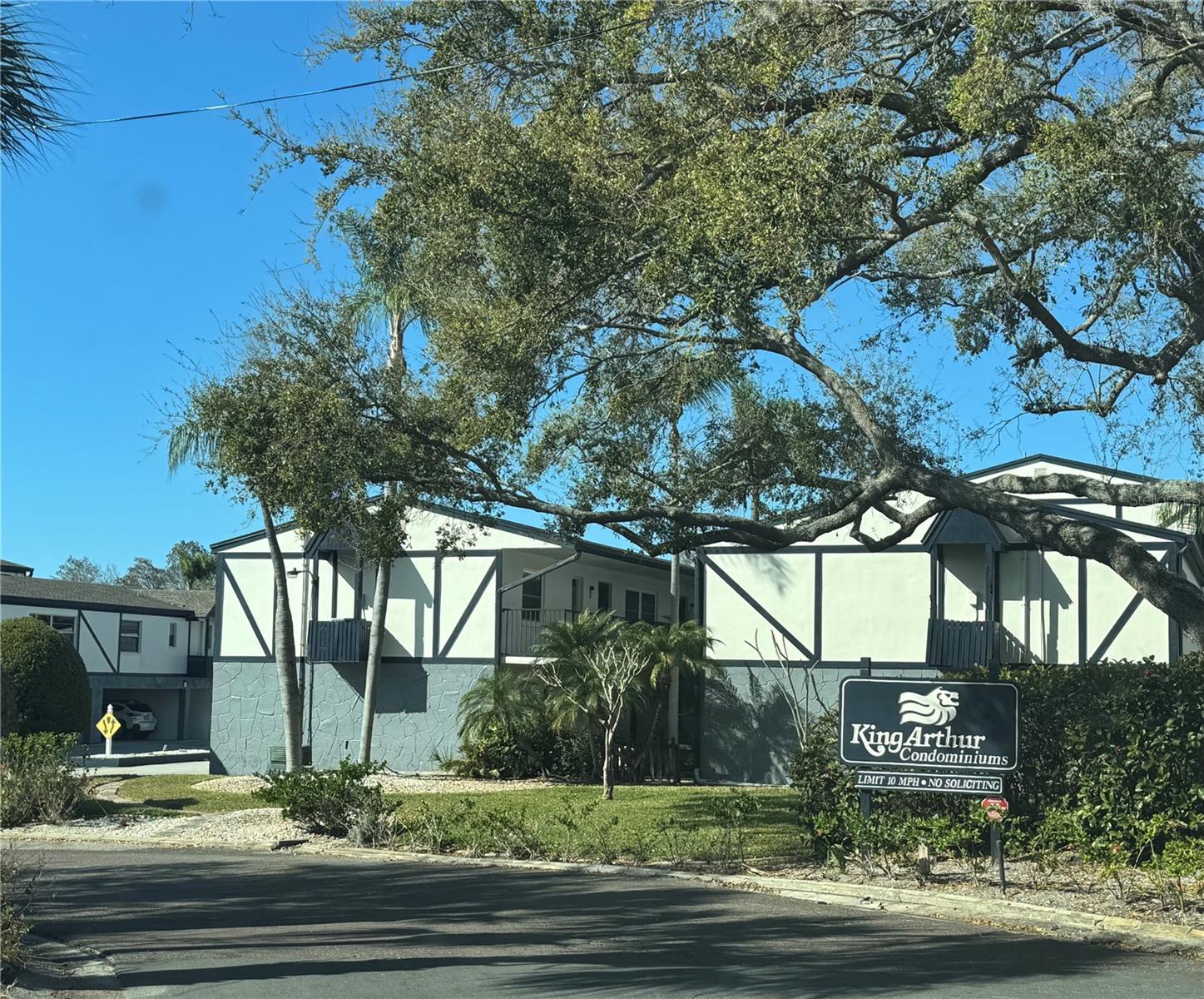 1126 King Arthur Court, FL