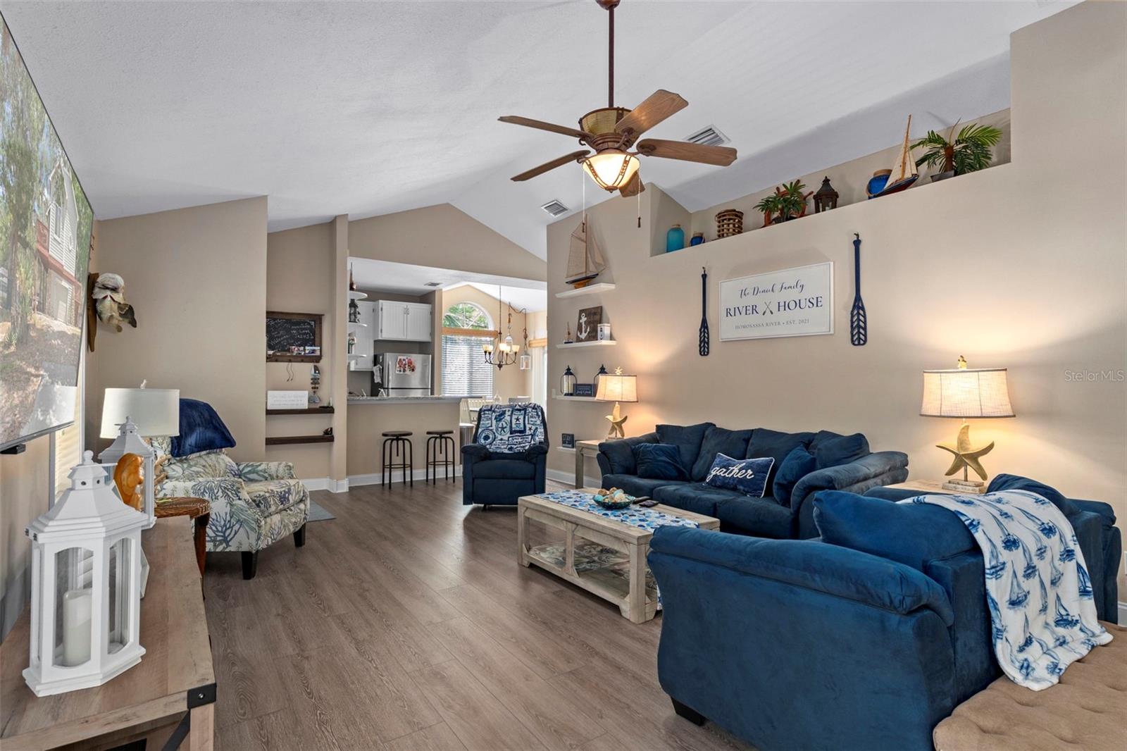 6779 Pinebranch Point, FL