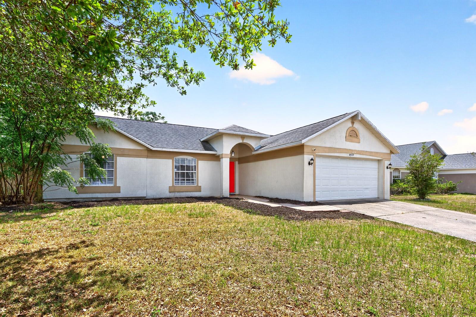 2037 Greystone Trail, FL