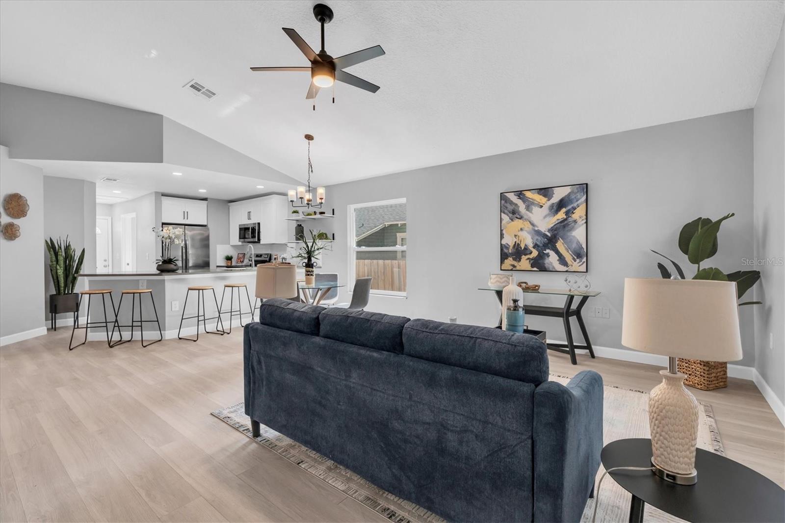 802 North Bay Street, FL