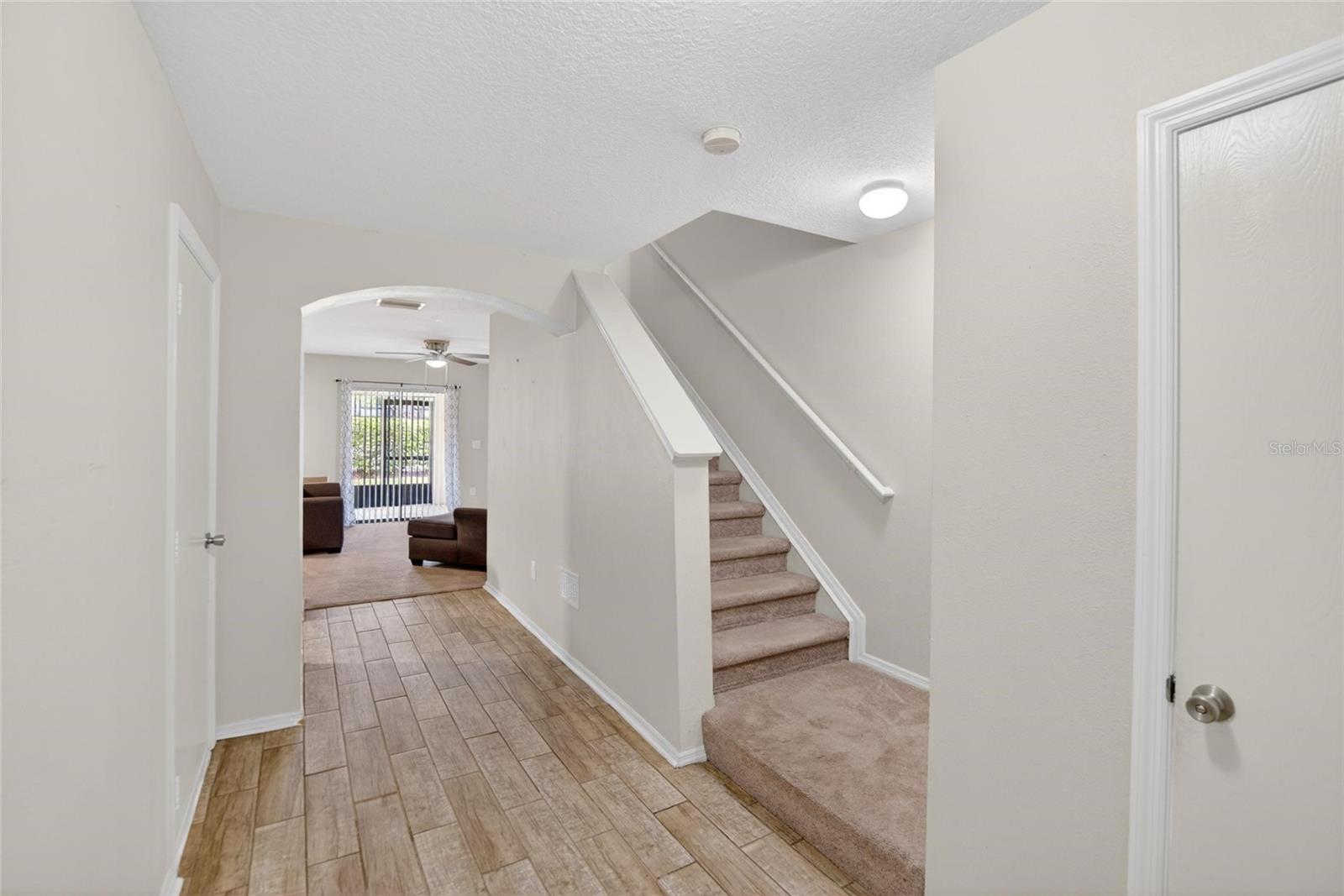 2605 Oleander Lakes Drive, FL