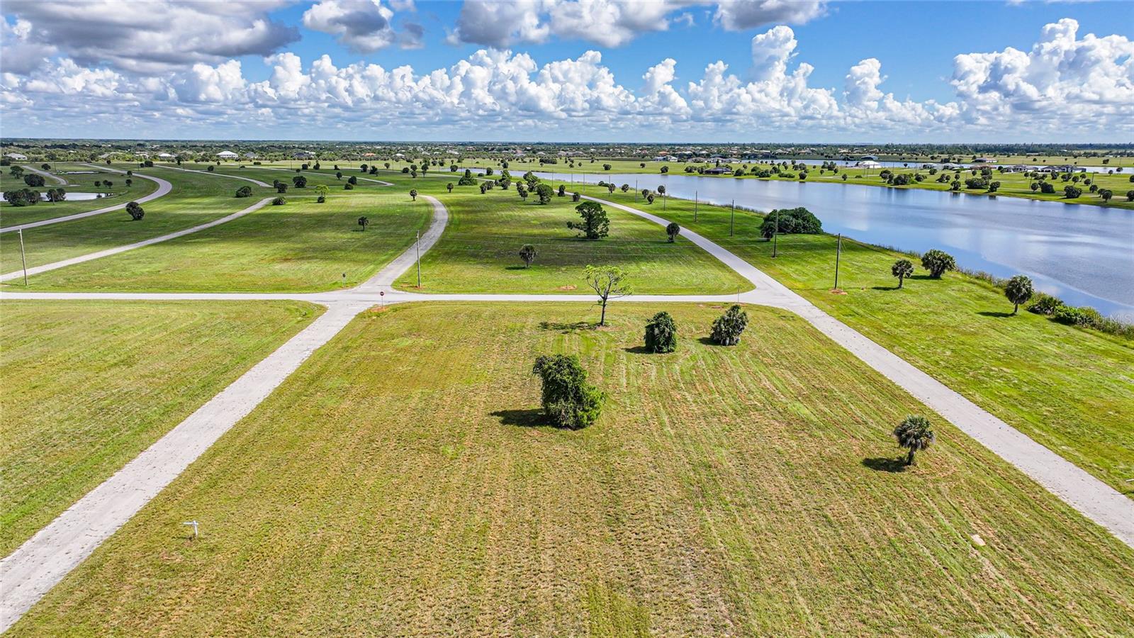 5 Willow Road, FL