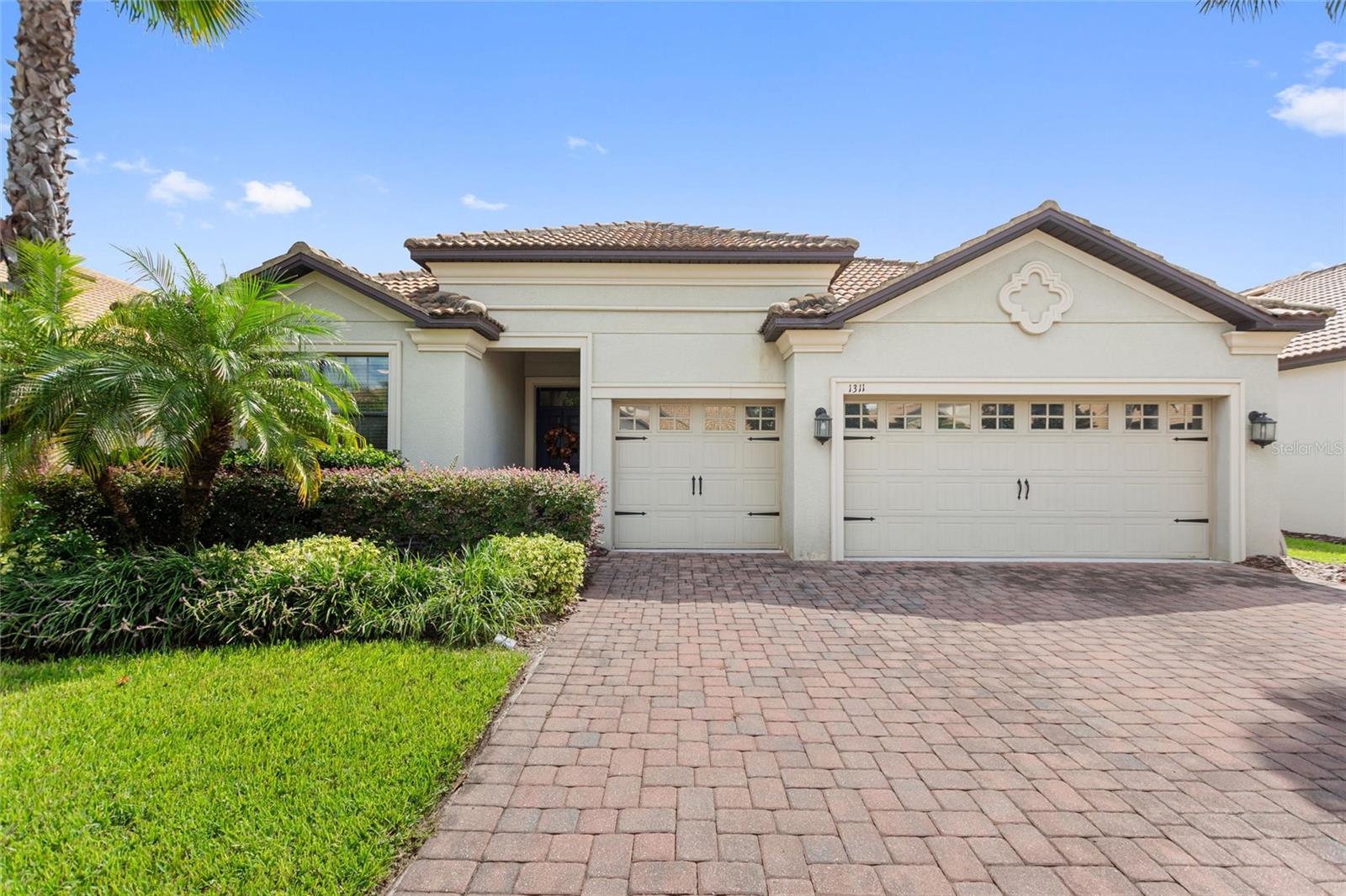 1311 Gleneagles Ln, FL