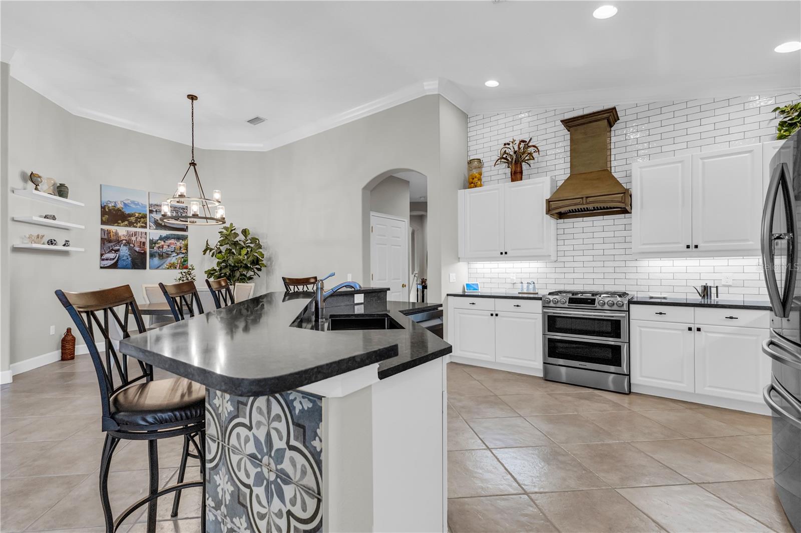 927 River Basin Court, FL