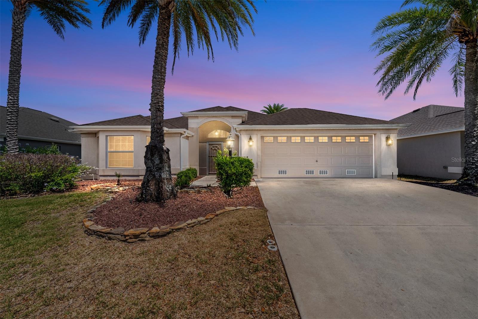 2033 Salmon Way, FL