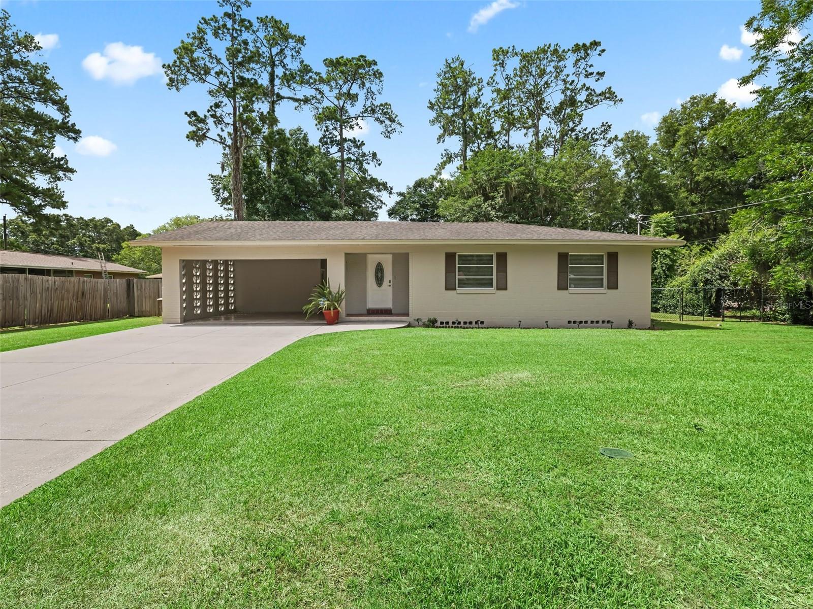 1520 12th Street, FL