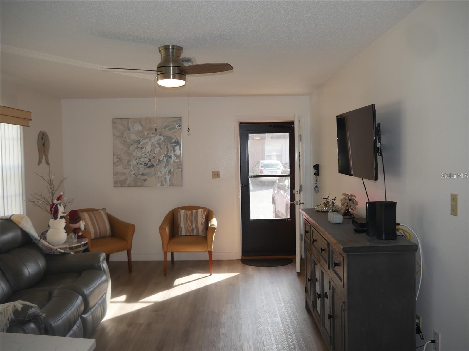 6165 Chesham Drive, FL