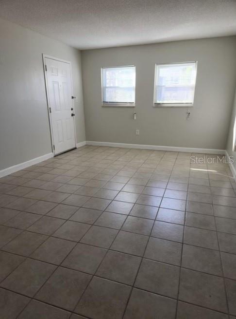817 Sky Lake Circle, FL
