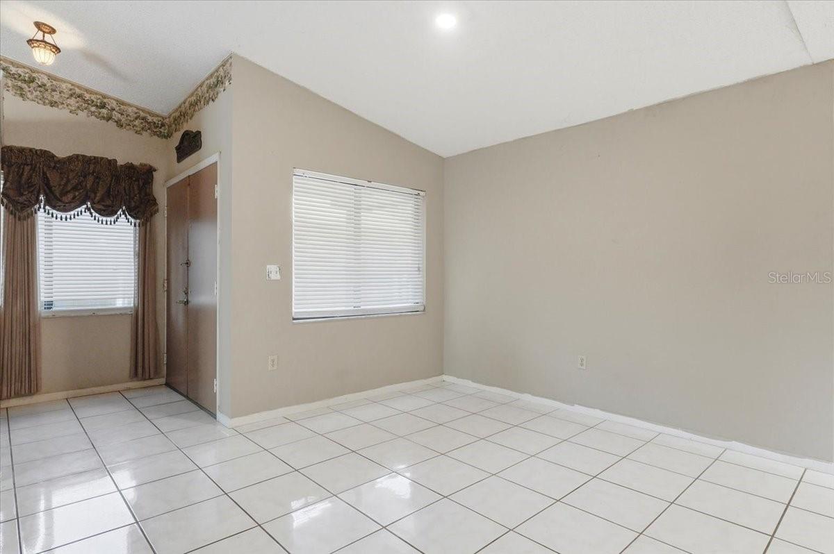 842 Rockingham Road, FL