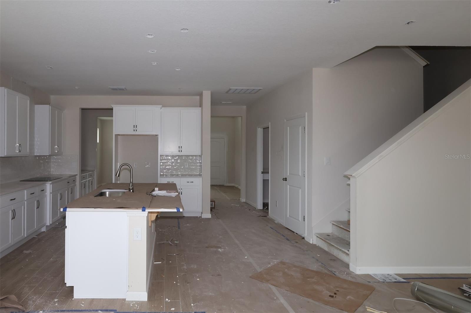 6753 Yellow Warbler Bend, FL