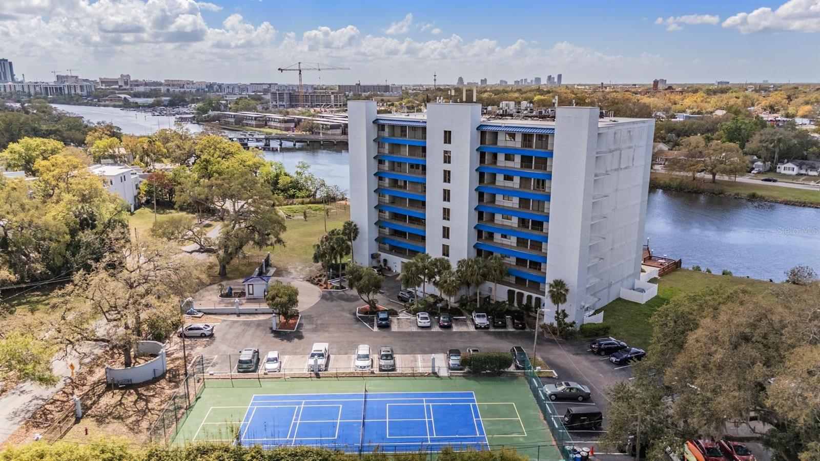 2780 Riverside Drive, FL