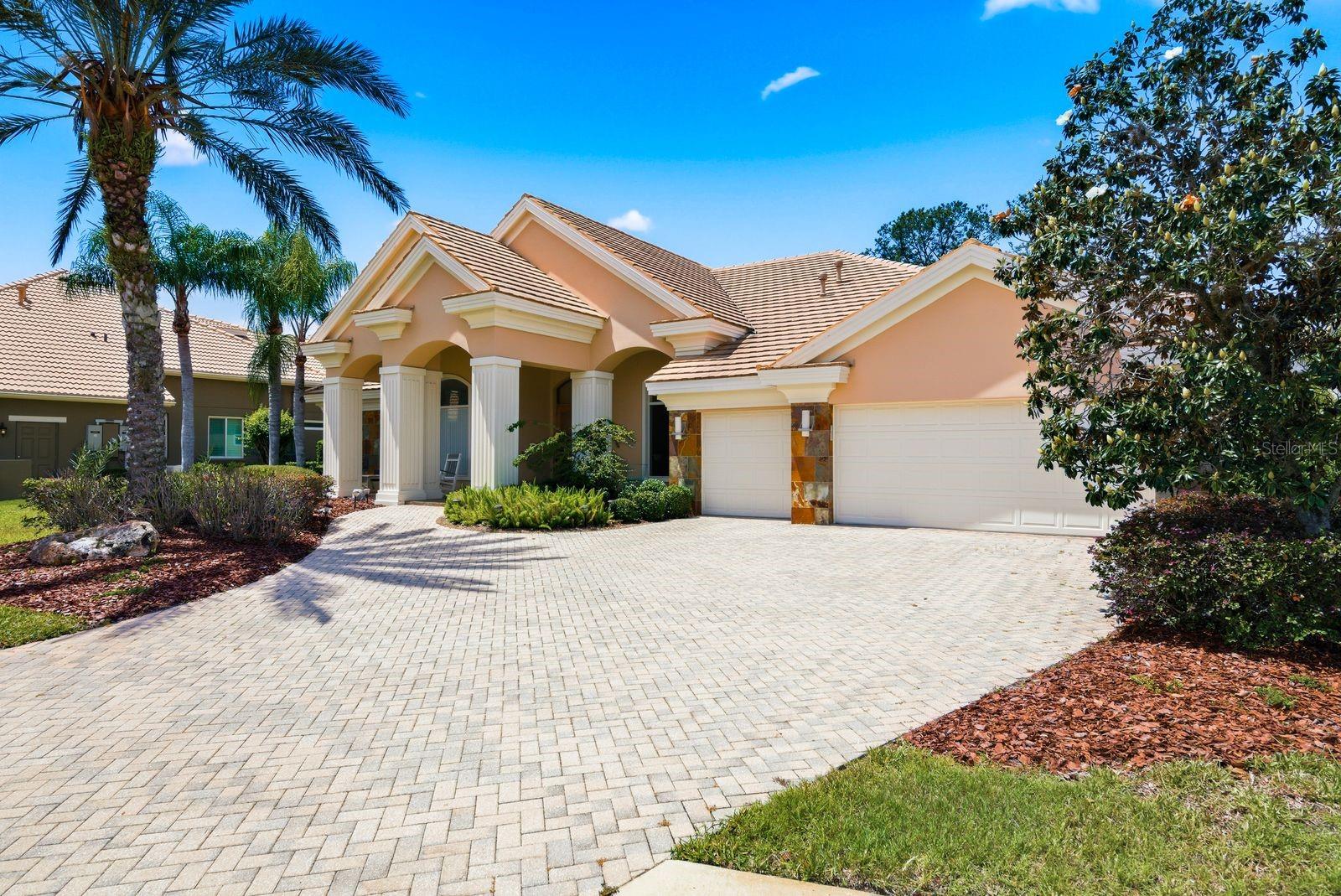 976 Cypress Cove Way, FL