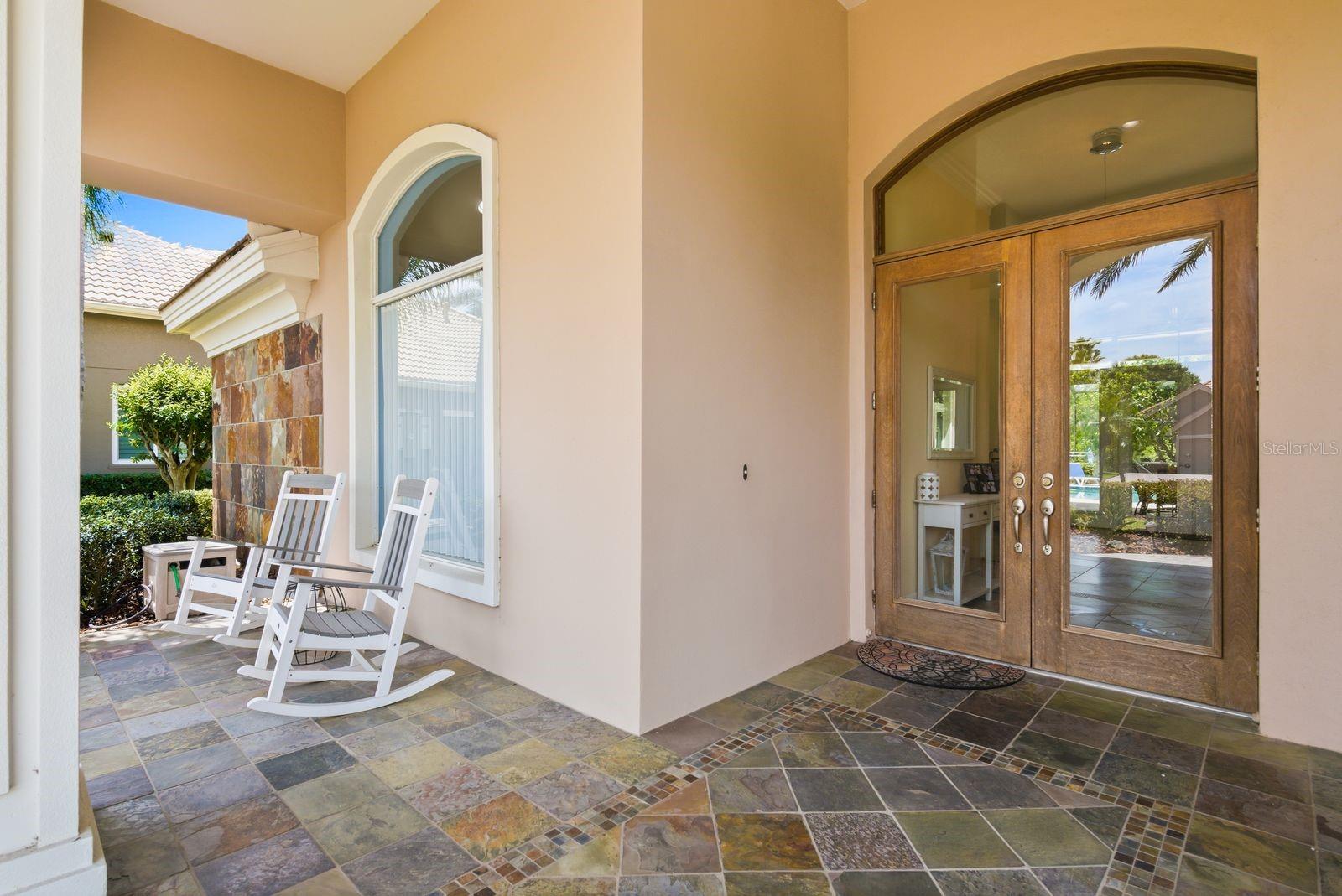 976 Cypress Cove Way, FL