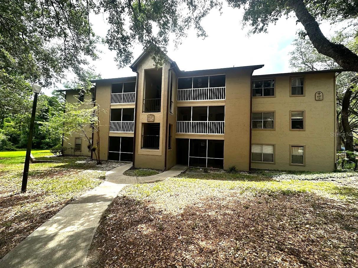 637 Buoy Ln #201, FL