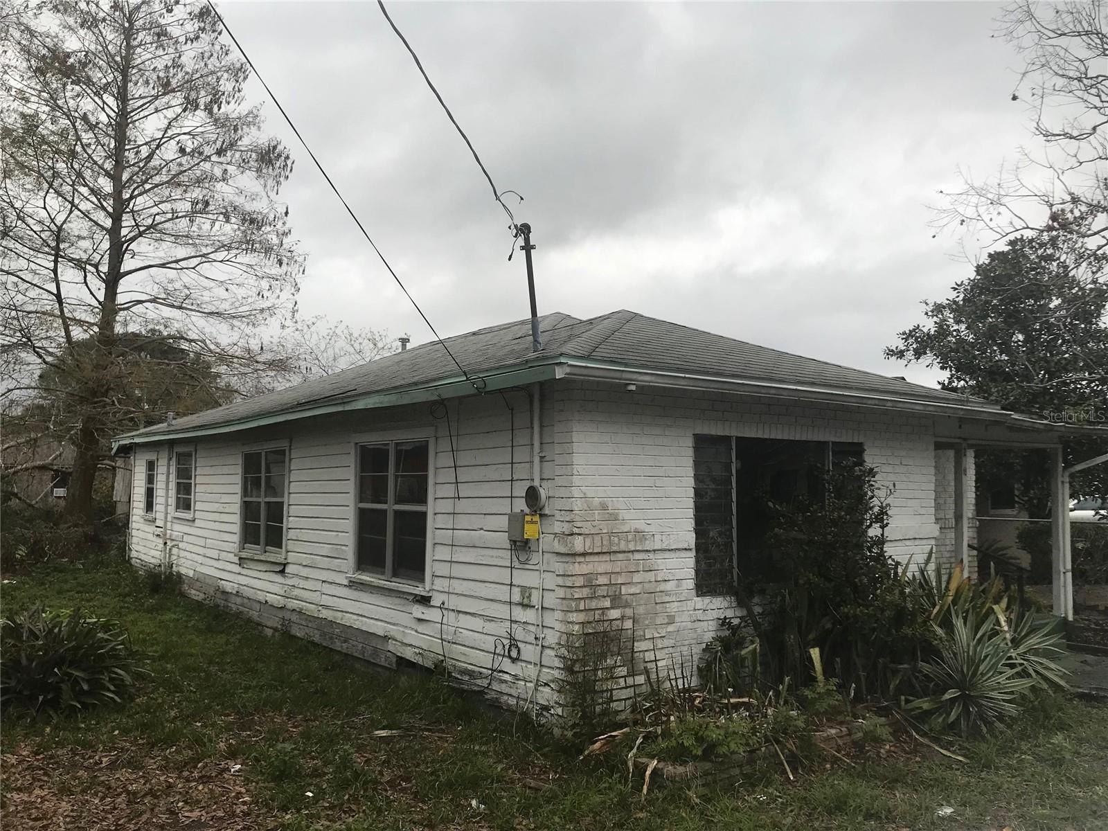 2340 Broadway St, FL