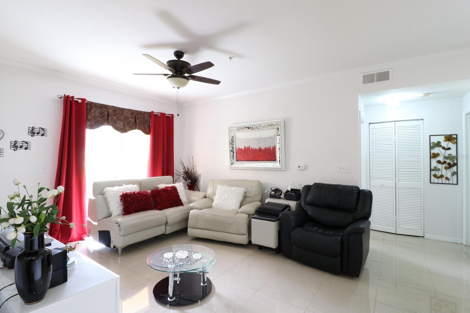 5610 Pinnacle Heights Circle, FL