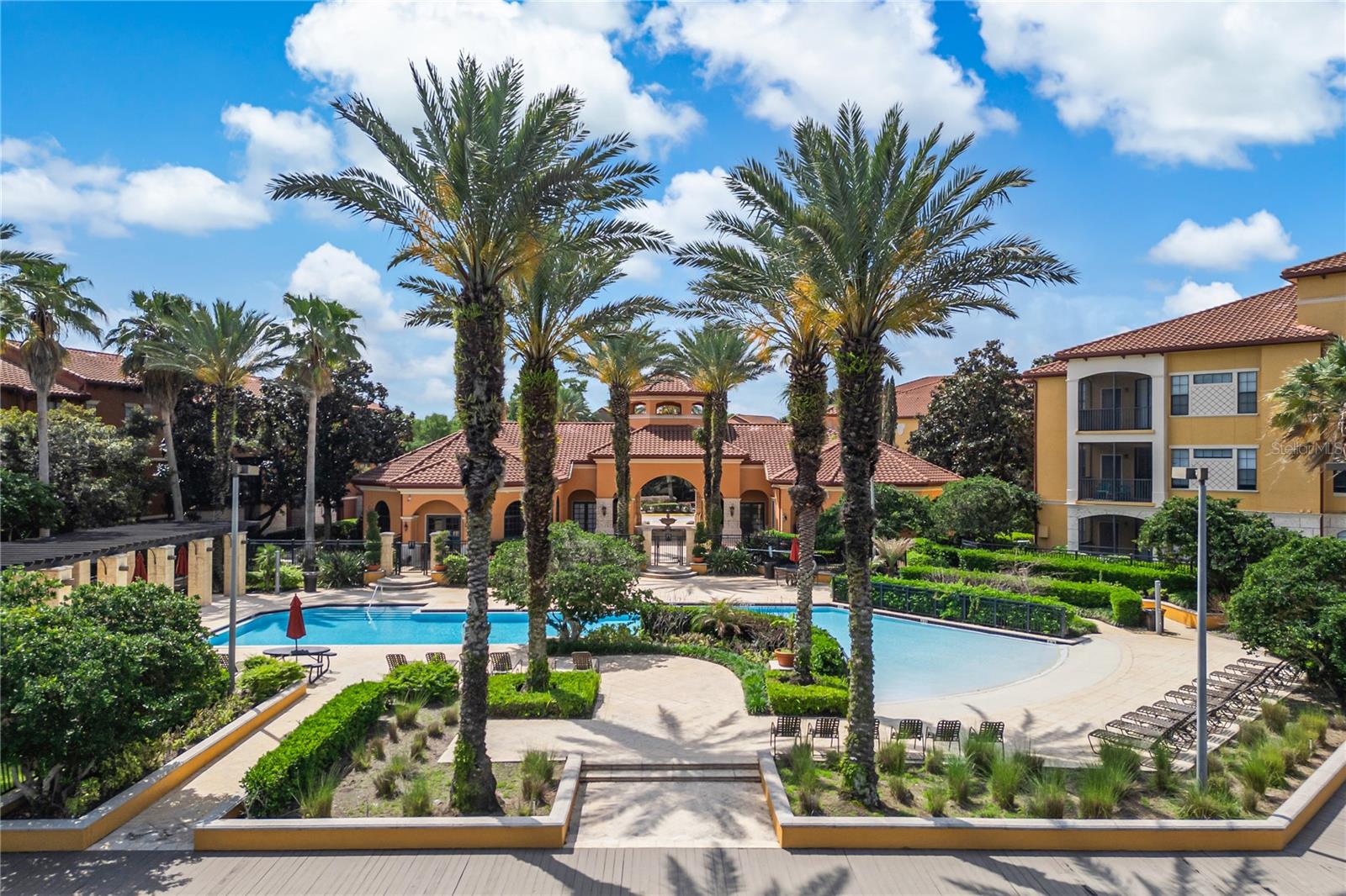 6157 Metrowest Boulevard, FL