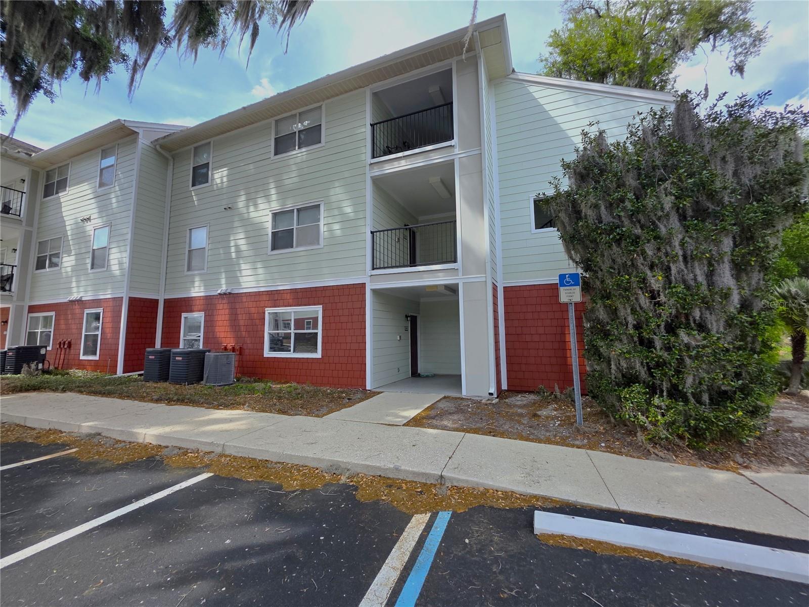 2360 Sw Archer Rd #912, FL