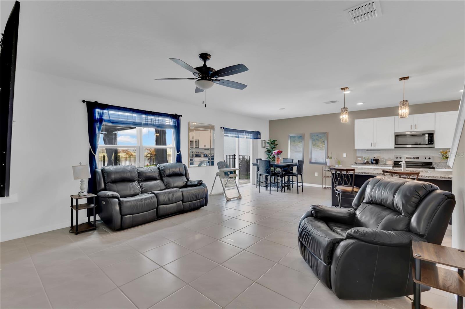 473 Archway Place, FL
