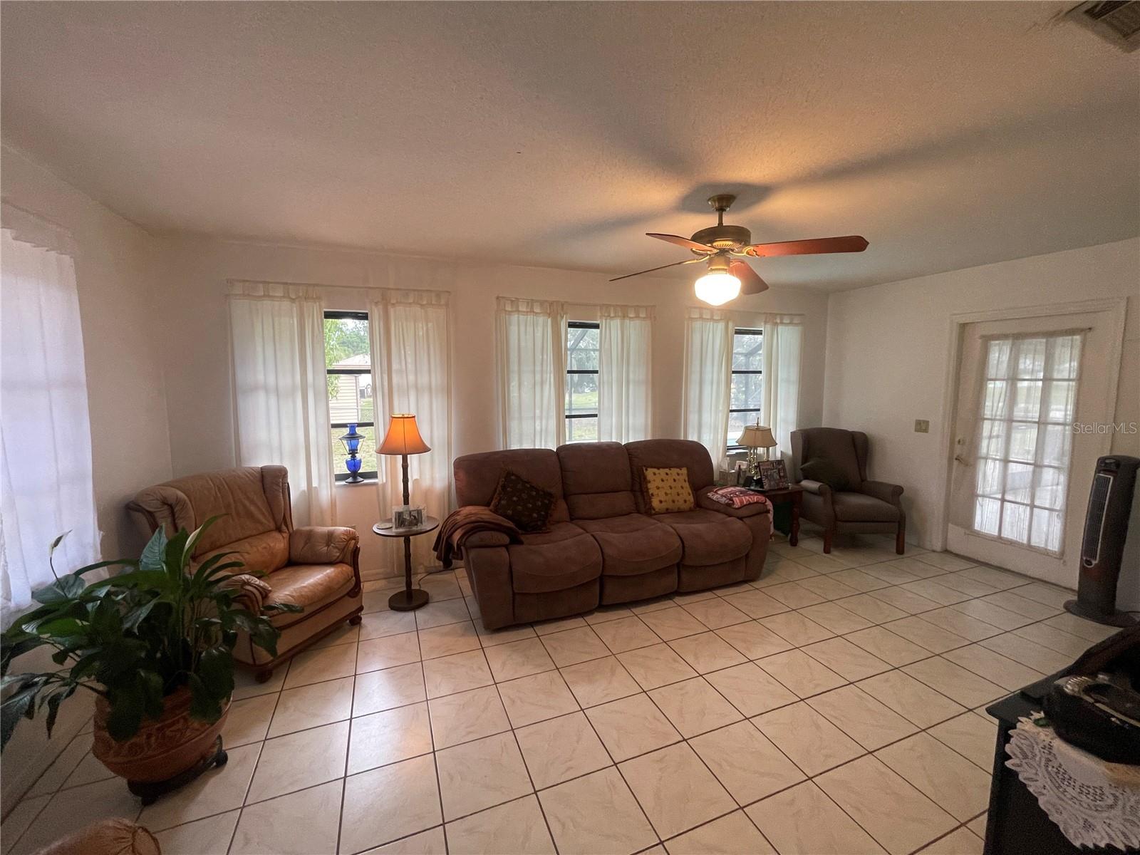 5662 Salford Boulevard, FL
