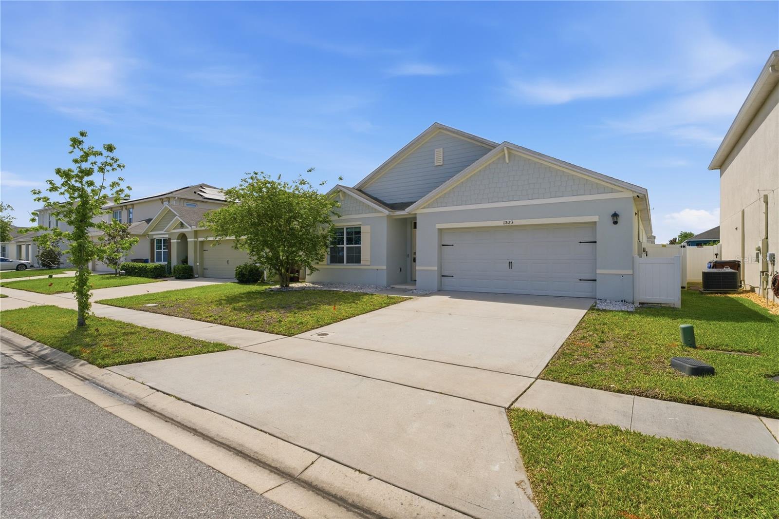1823 Bluepoint Street, FL