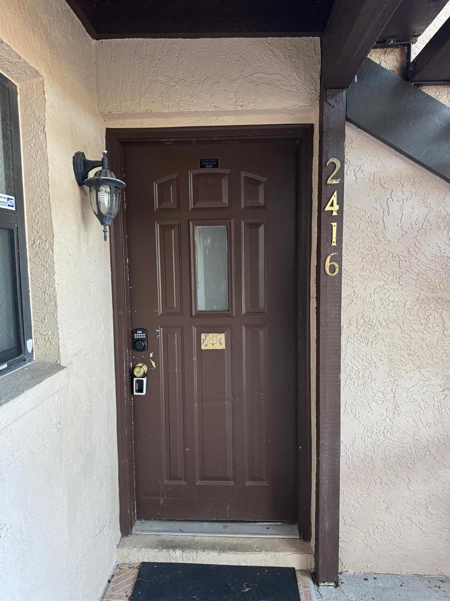 2416 Se Garden Ter #203, FL