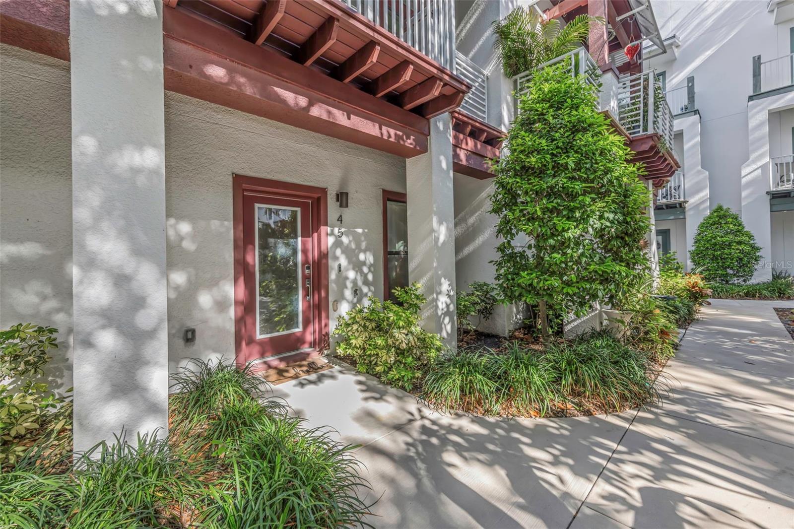 946 Highland Avenue, FL