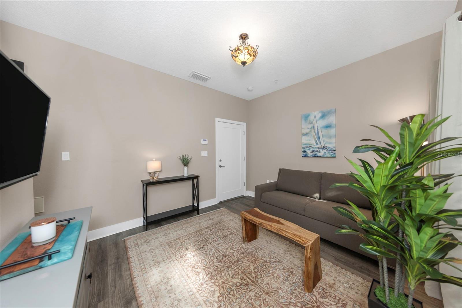 946 Highland Avenue, FL