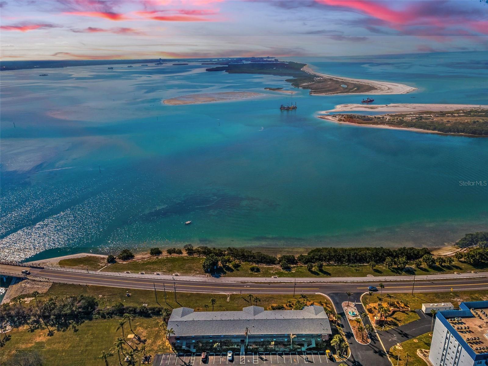 2 Causeway Boulevard, FL