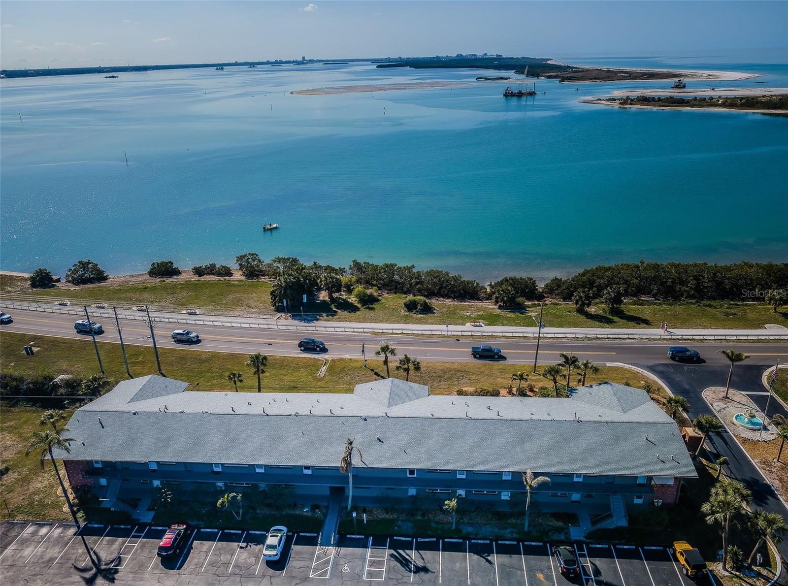 2 Causeway Boulevard, FL