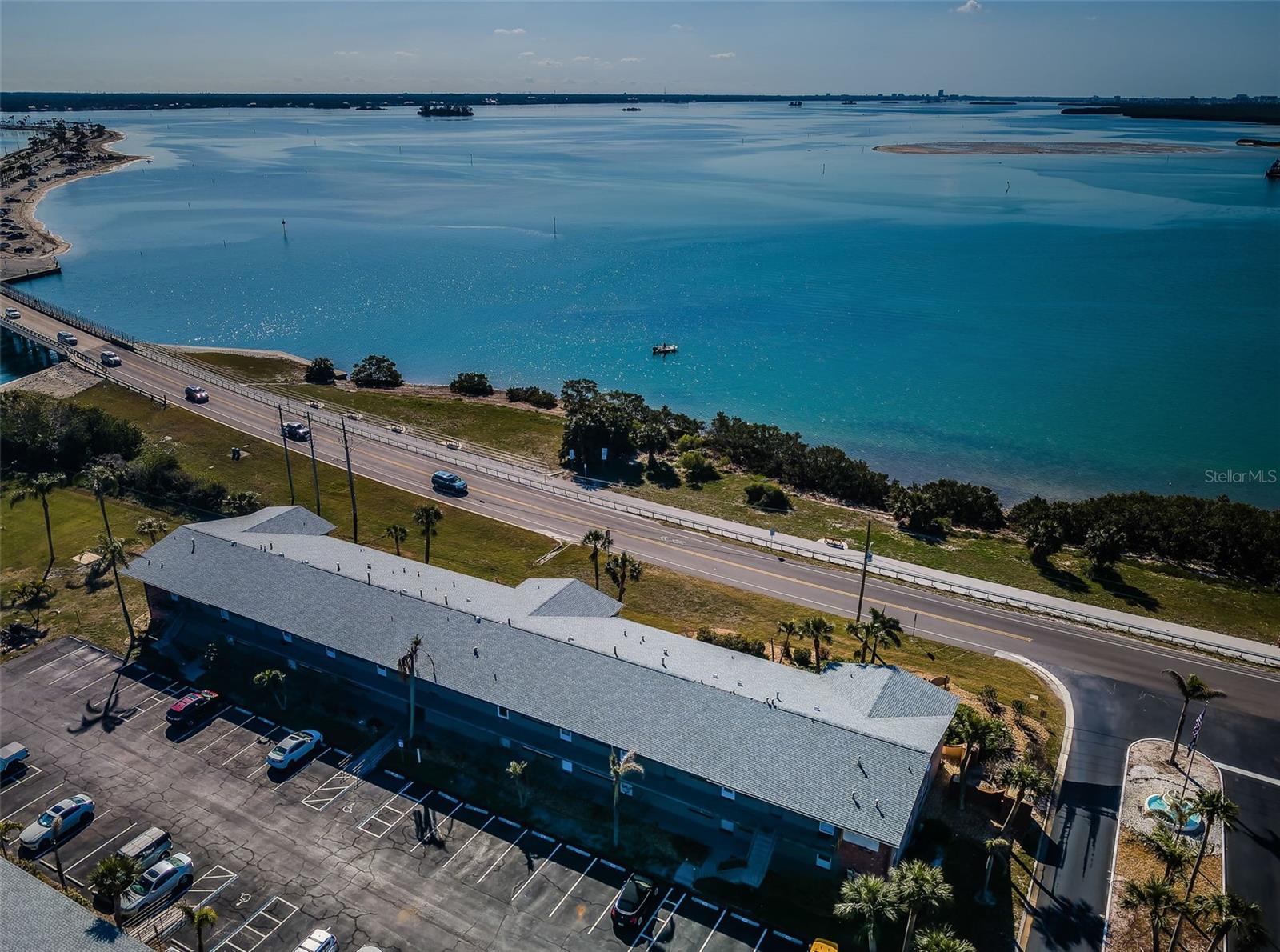2 Causeway Boulevard, FL