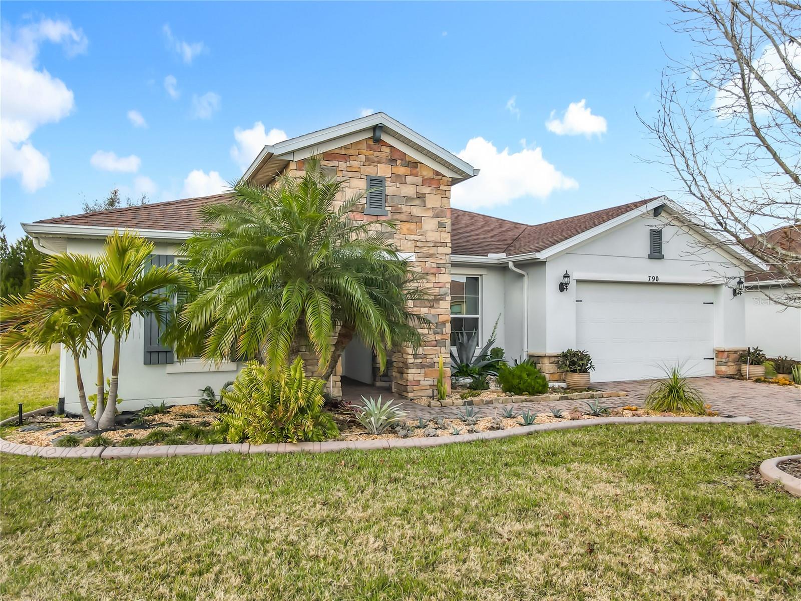 790 Carmel La, FL