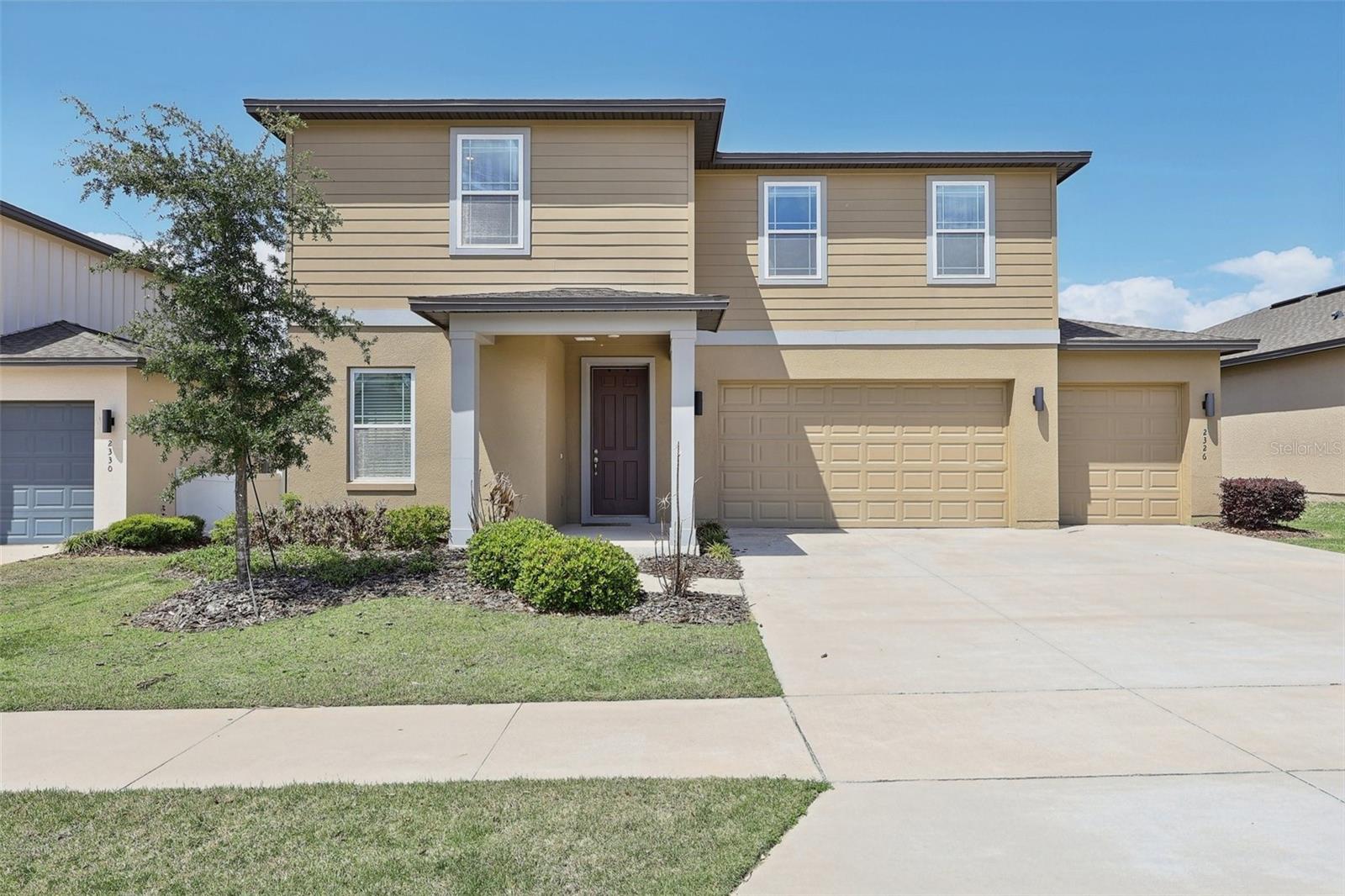 2326 Gold Dust Dr, FL
