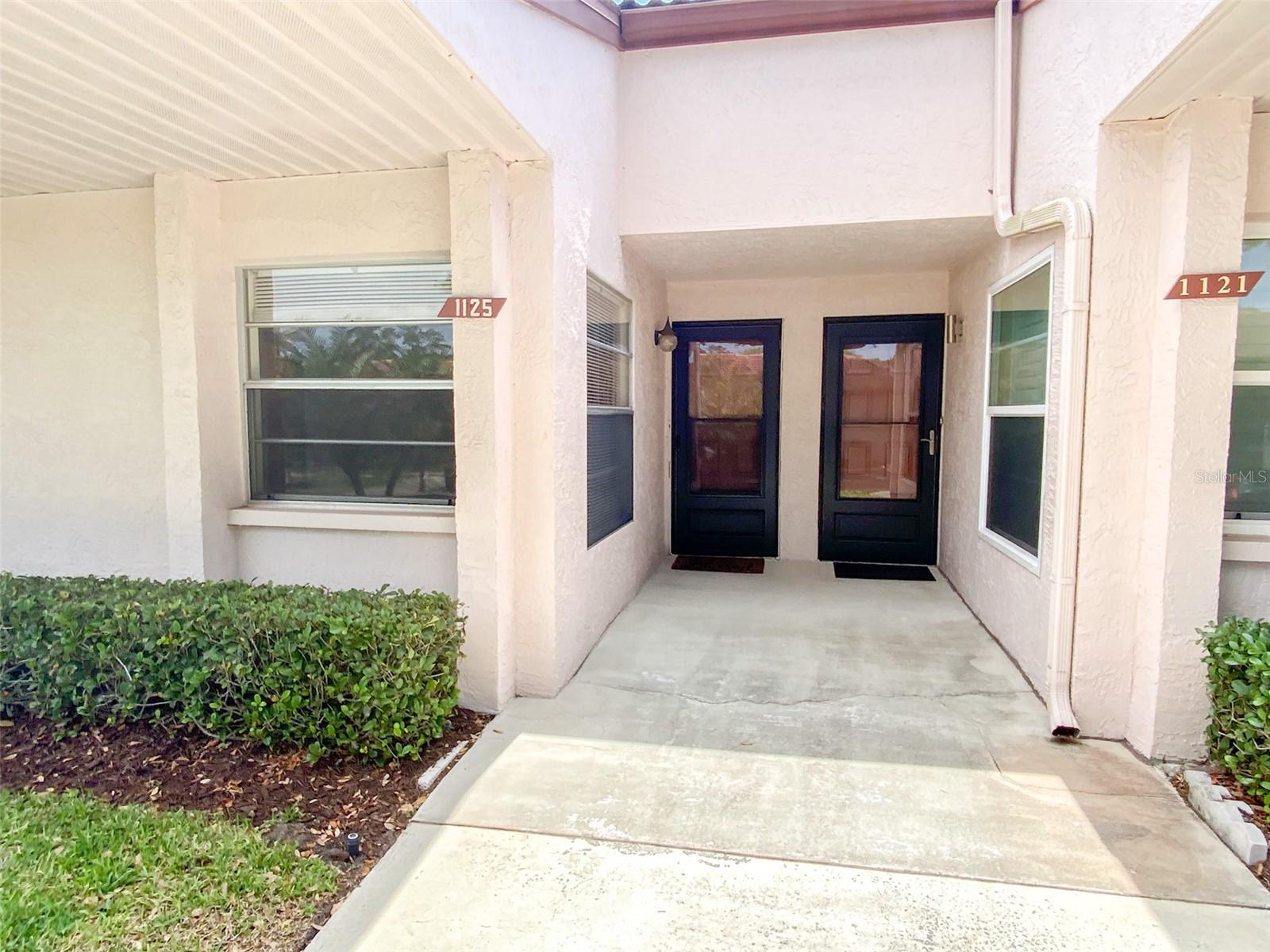 1125 Montrose Place, FL