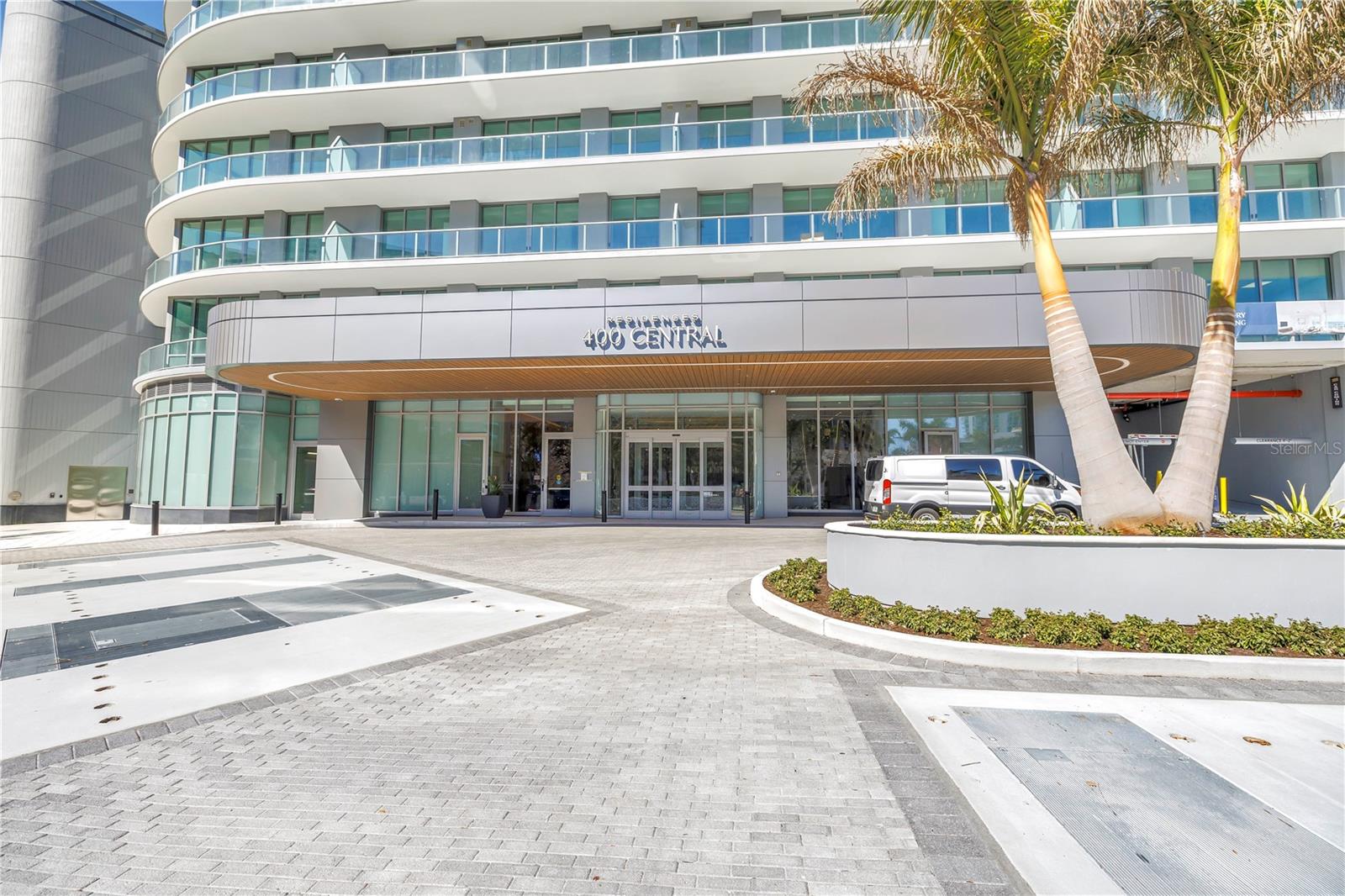 400 Central Avenue, FL