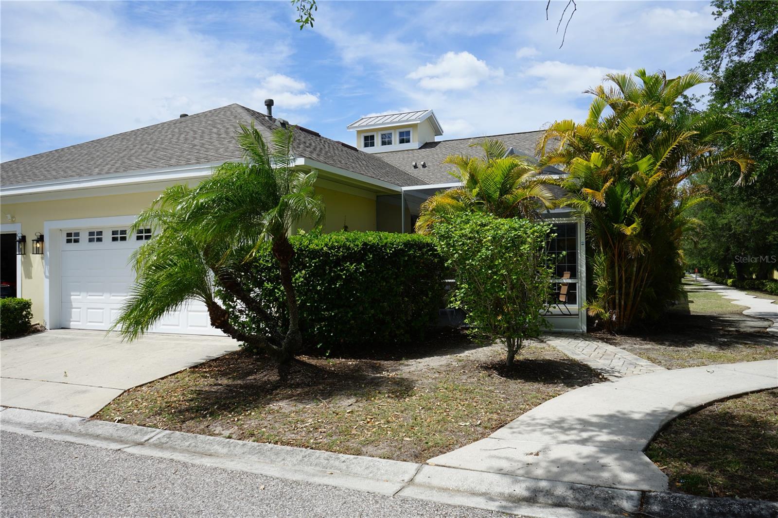 201 Sunset Crest Court, FL