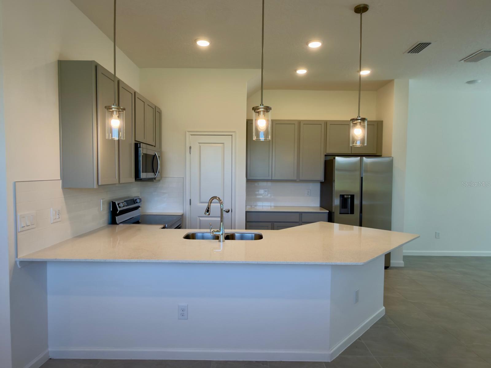 10592 Ebb Tide Lane, FL