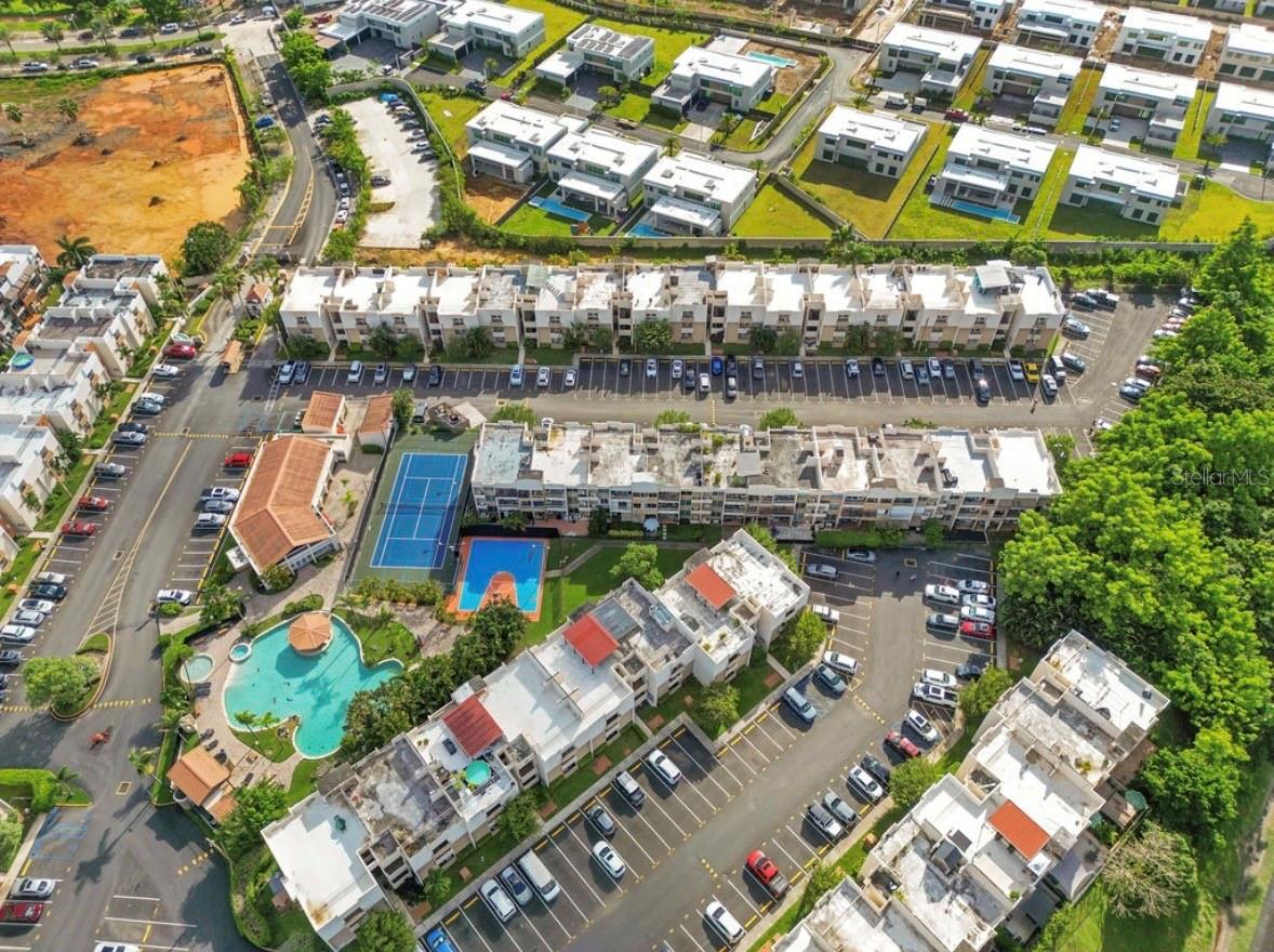 J 109 Calle Plumoso Real, PR