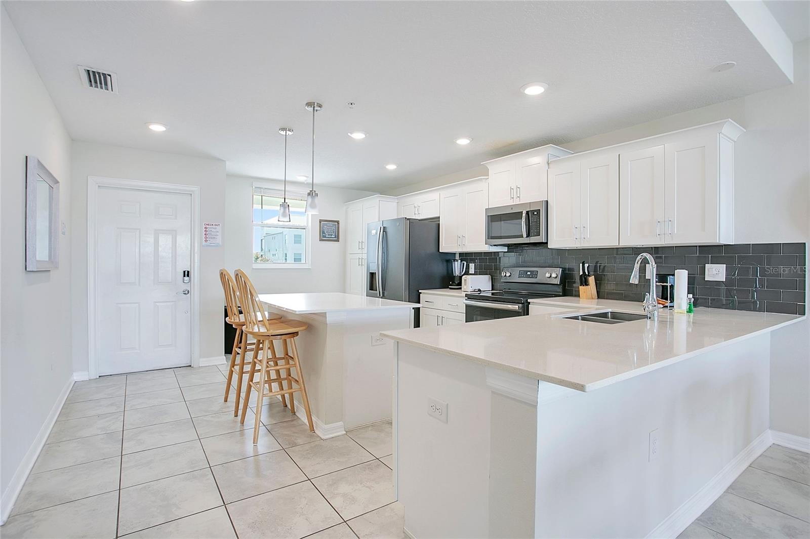 3120 Paradox Circle, FL
